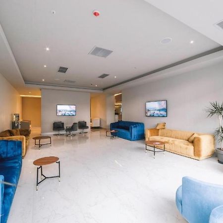 General Sea View Apartments In Orbi City Батуми Екстериор снимка