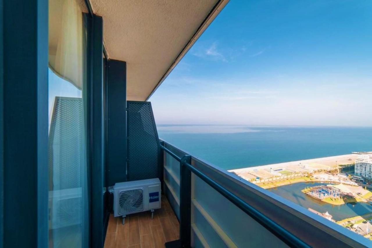 General Sea View Apartments In Orbi City Батуми Екстериор снимка